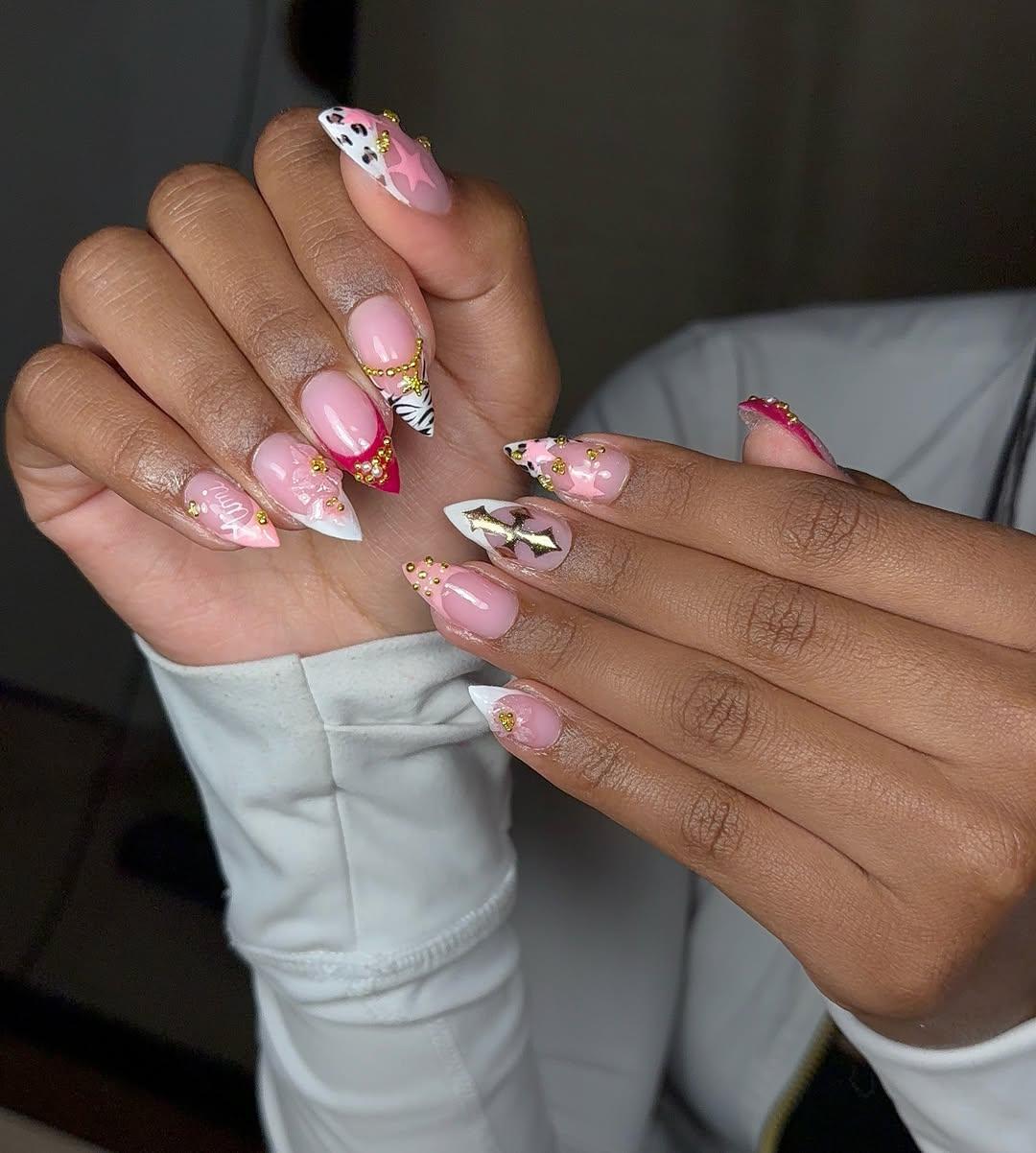 Nail art créatif — détail de finition